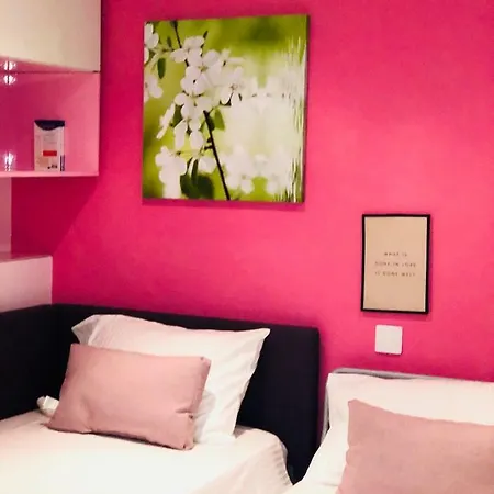 Window On The Sea Apartment