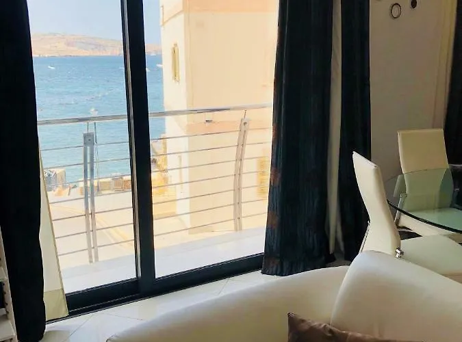 דירה Window On The Sea