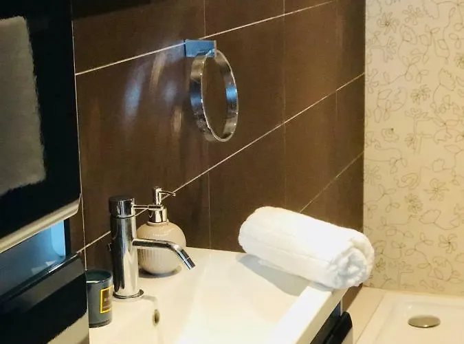 Window On The Sea * סיינט פול ביי